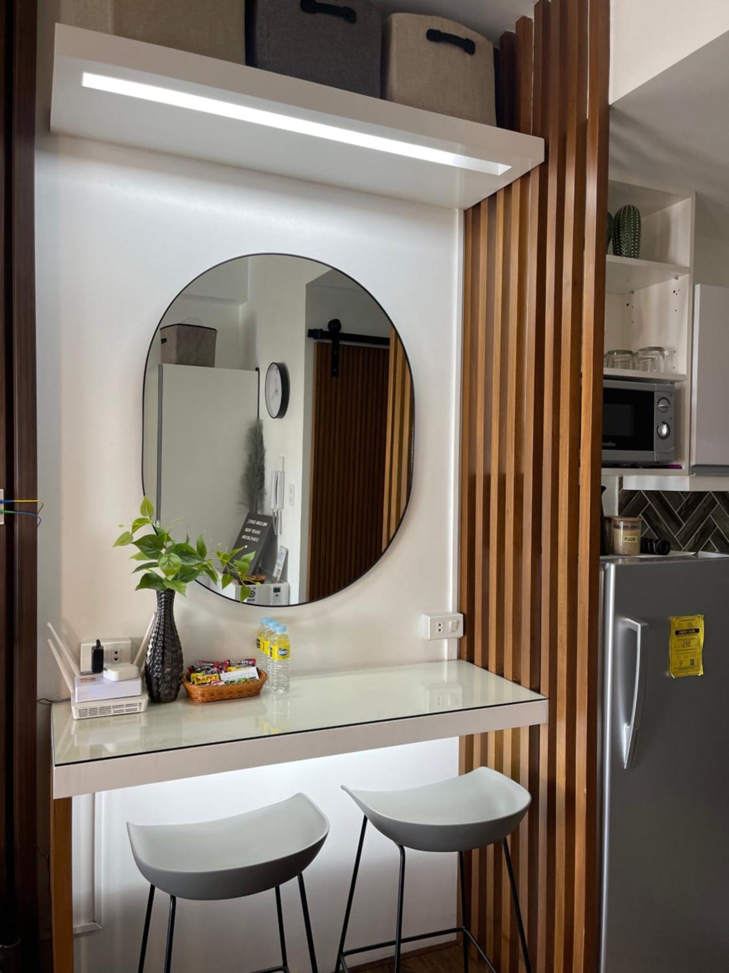 Muji-Inspired Home-Tel In The Heart Of Makati Manila Exterior photo